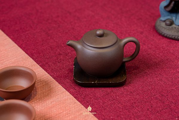 Dáng Ấm Giản Hồ