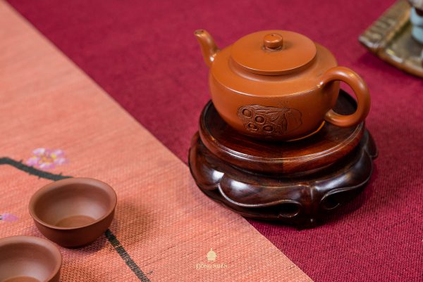 Dáng Ấm Cách Điệu