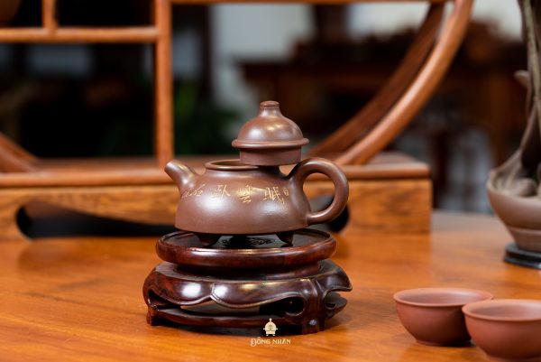 Dáng Ấm: Tuyền Lư