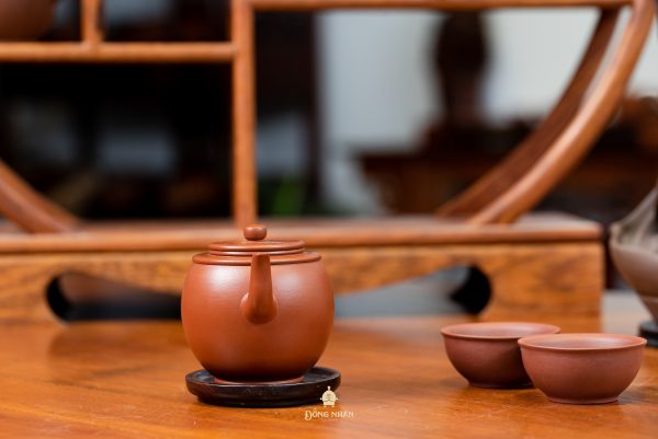 Dáng Ấm Cách Điệu