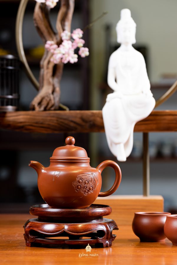Dáng Ấm Chuyết Cầu