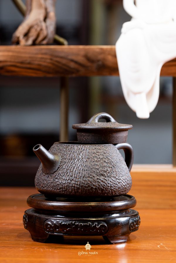 Dáng Ấm: Thạch Biều