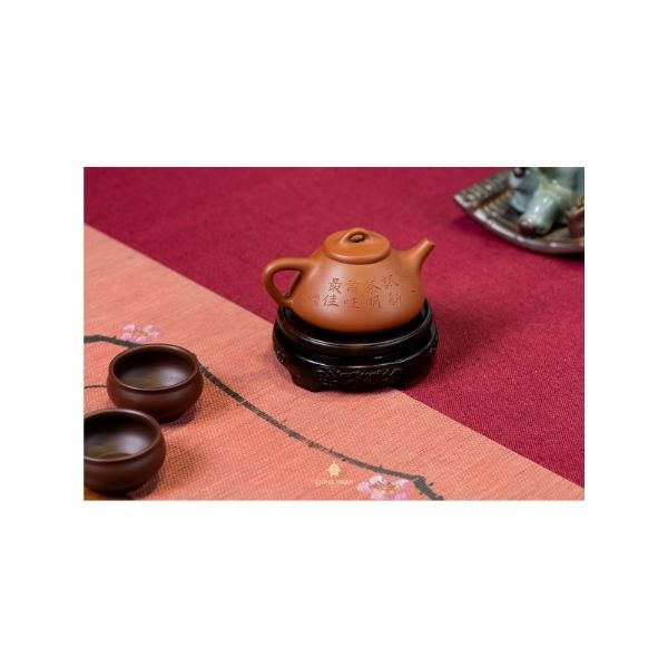 Dáng Ấm: Thạch Biều